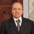 boutef reduit president a deux mandats